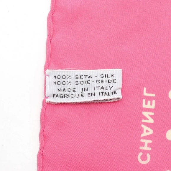 Chanel silk CoCopink scarf. - Picture 3 of 5